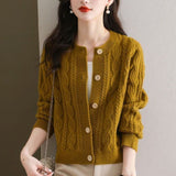 2025 Autumn And Winter Fashion Temperament Solid Color Mahjong Age Reduction Knitted Cardigan Women's Short-Sleeved Sweater Women's Coat HZ0108