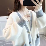 Autumn Dress 2025 New Explosion Of Women's Sweater Loose Outer Wear Knitted Cardigan Early Autumn Marinade Velvet Coat HZ0108