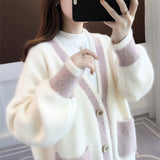 Autumn Dress 2025 New Explosion Of Women's Sweater Loose Outer Wear Knitted Cardigan Early Autumn Marinade Velvet Coat HZ0108