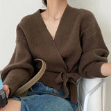 Wear A Knitted Top Of The Women's Autumn/Winter 2025 New French Retro Niche Design V-Neck Sweater Jacket HZ0108